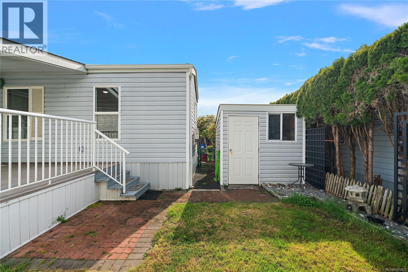 81 7583 Central Saanich Rd, Central Saanich, British Columbia  V8M 2B6 - Photo 5 - 1036402
