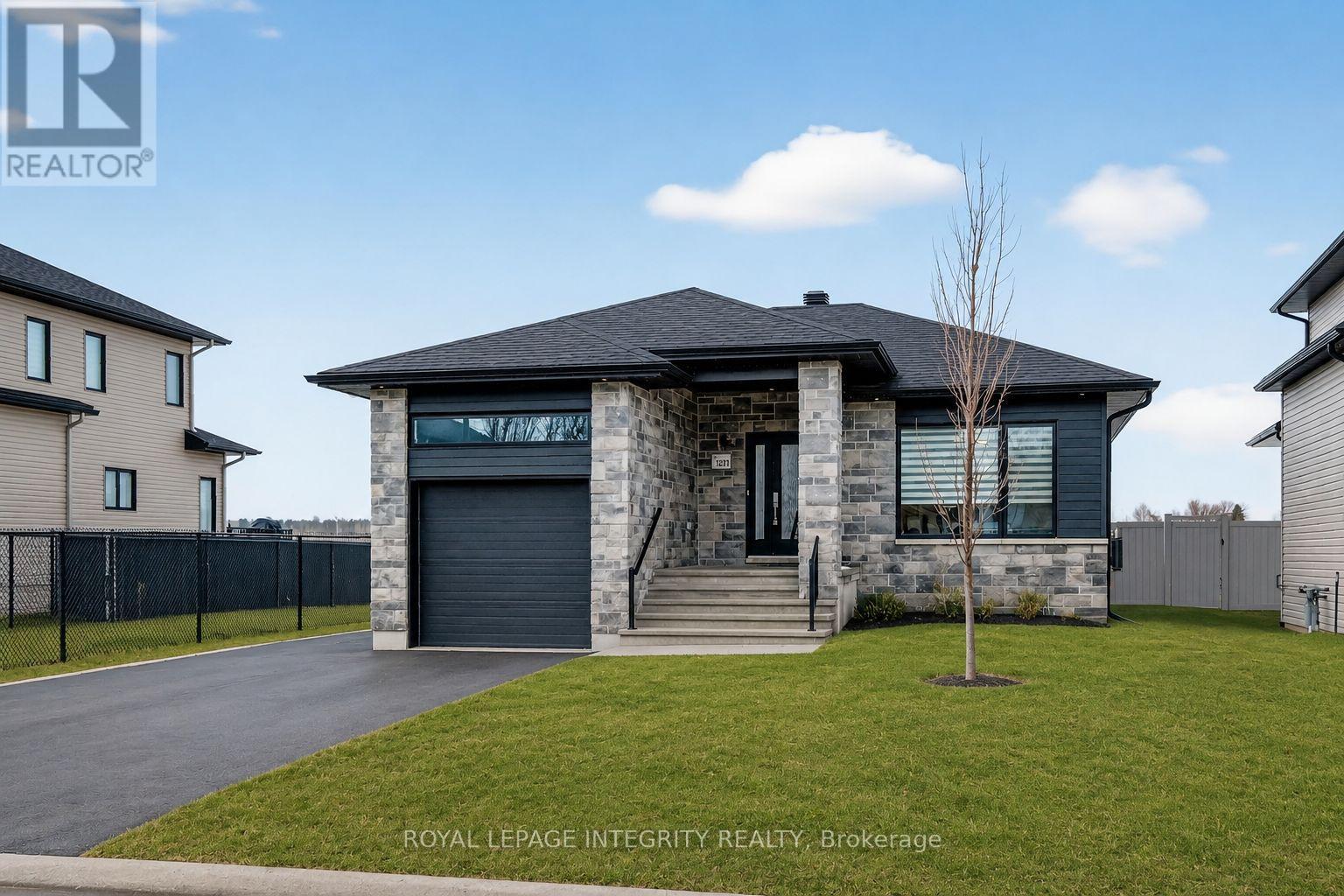 329 DORE STREET, Casselman, Ontario