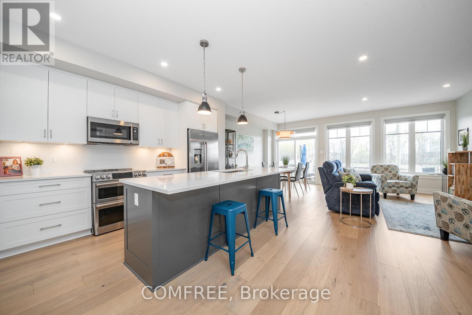 663 Putney Crescent, Ottawa, Ontario  K2S 2N7 - Photo 9 - X13065732
