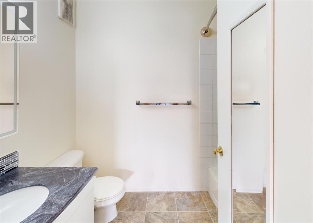 104, 10405 99 Street, Grande Prairie, Alberta  T8V 6Z3 - Photo 9 - A2287292