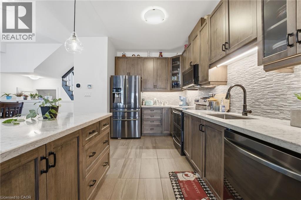30 Times Square Boulevard Unit# 31, Hamilton, Ontario  L8J 0L8 - Photo 6 - 40816255