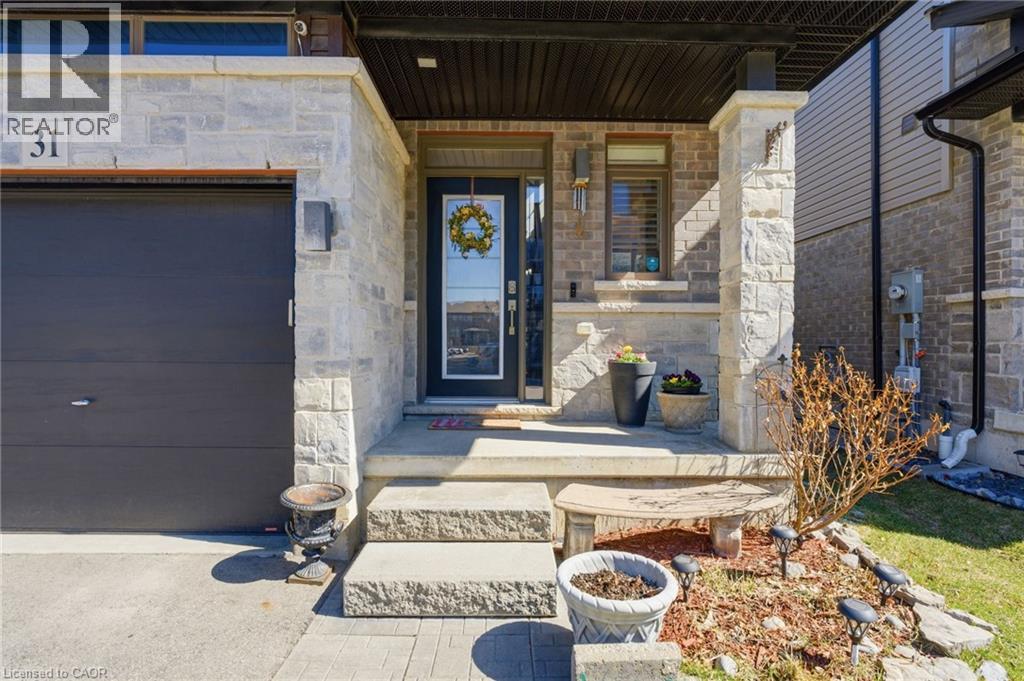 30 Times Square Boulevard Unit# 31, Hamilton, Ontario  L8J 0L8 - Photo 2 - 40816255