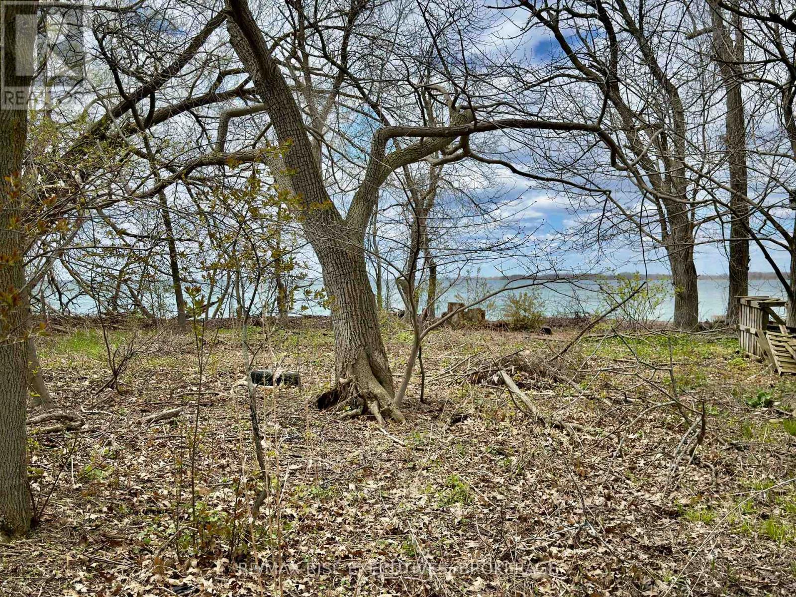 28 EASY LANE, Frontenac Islands (Wolfe Island)