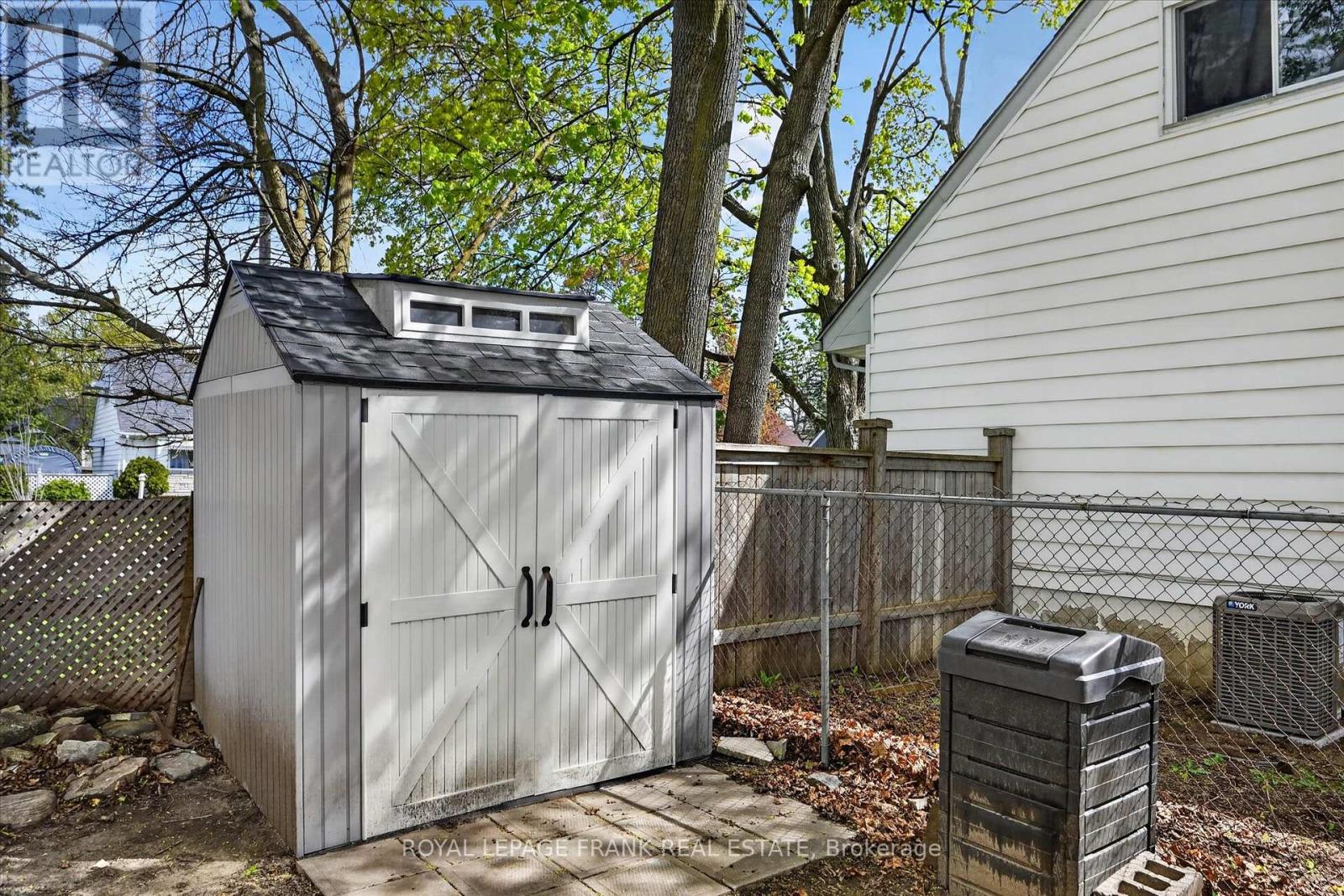 657 Mckellar Street, Peterborough, Ontario  K9J 1R4 - Photo 36 - X13118824