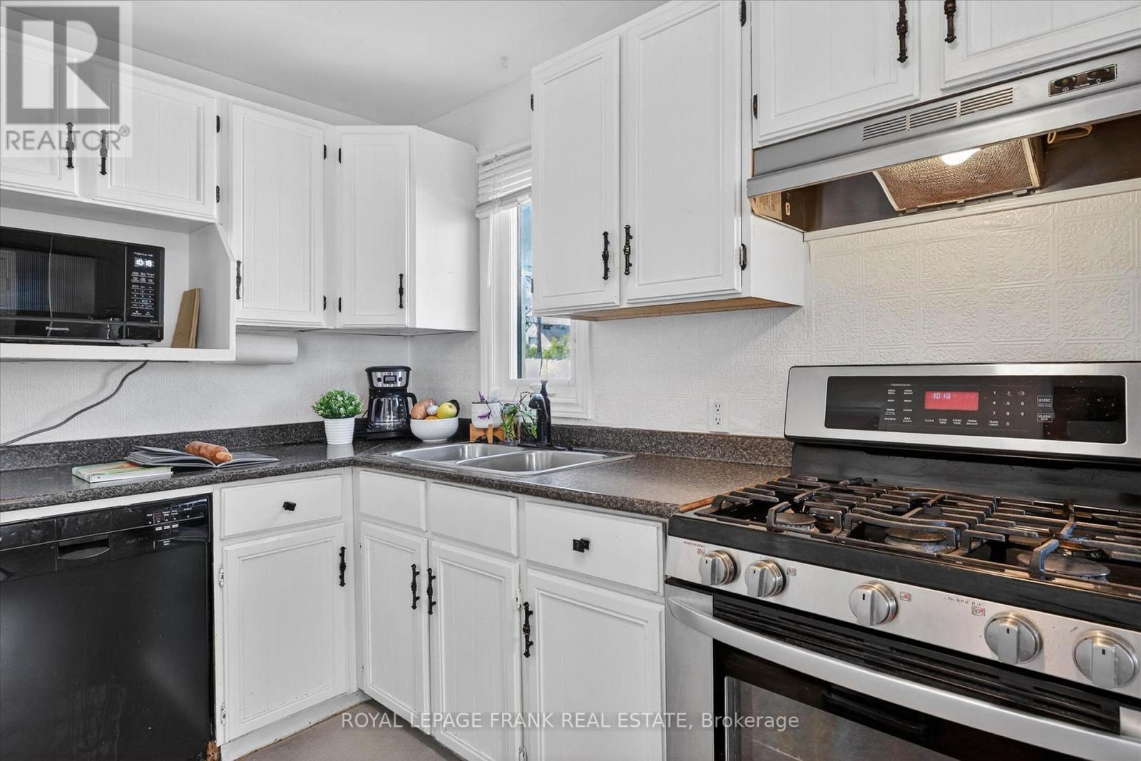 657 Mckellar Street, Peterborough, Ontario  K9J 1R4 - Photo 7 - X13118824