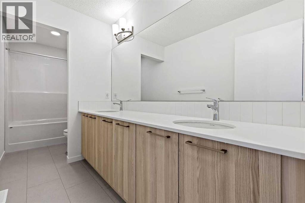421 Corner Glen Way NE, Calgary, Alberta  T3N 2P1 - Photo 14 - A2273963