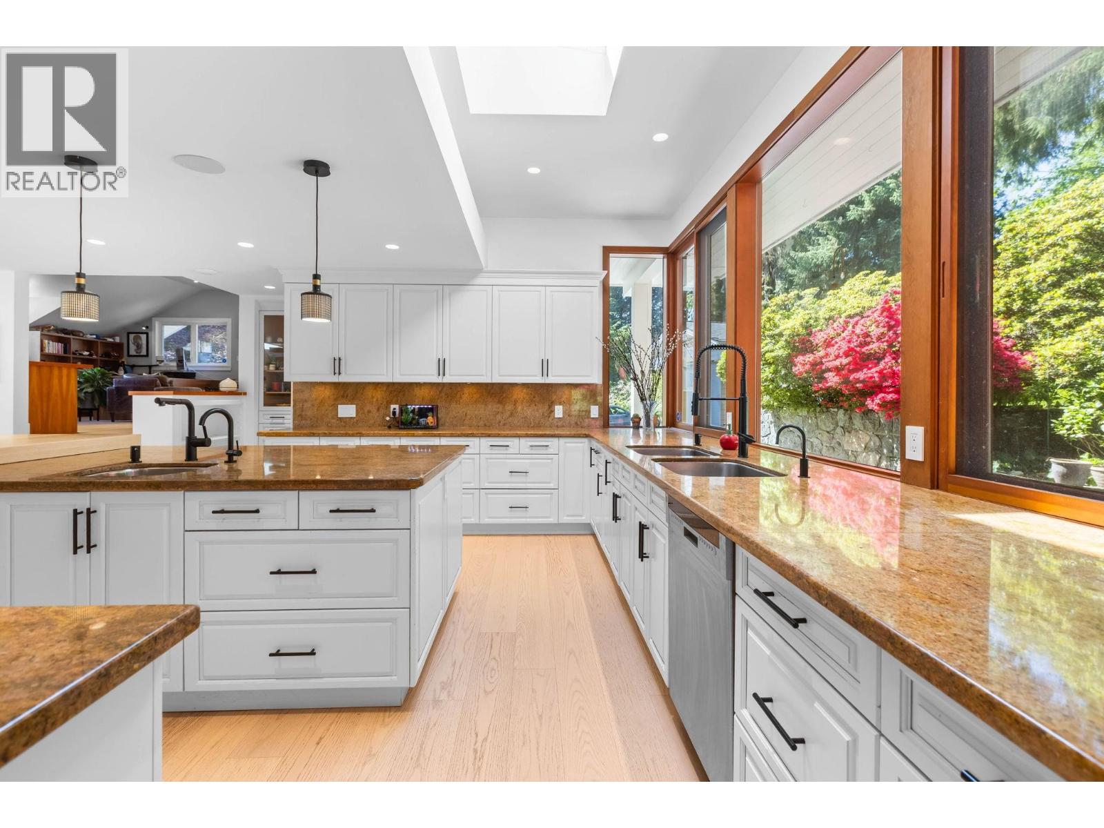 537 Eastcot Road, West Vancouver, British Columbia  V7S 1E5 - Photo 14 - R3121780