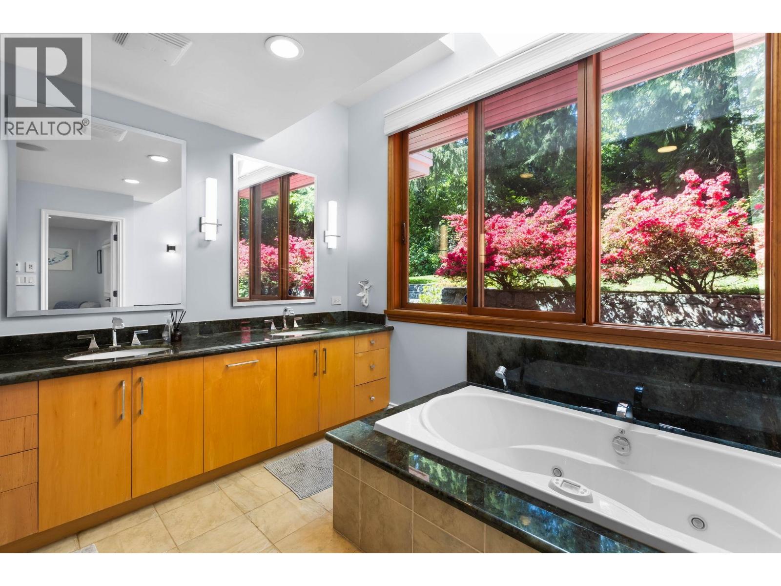 537 Eastcot Road, West Vancouver, British Columbia  V7S 1E5 - Photo 25 - R3121780