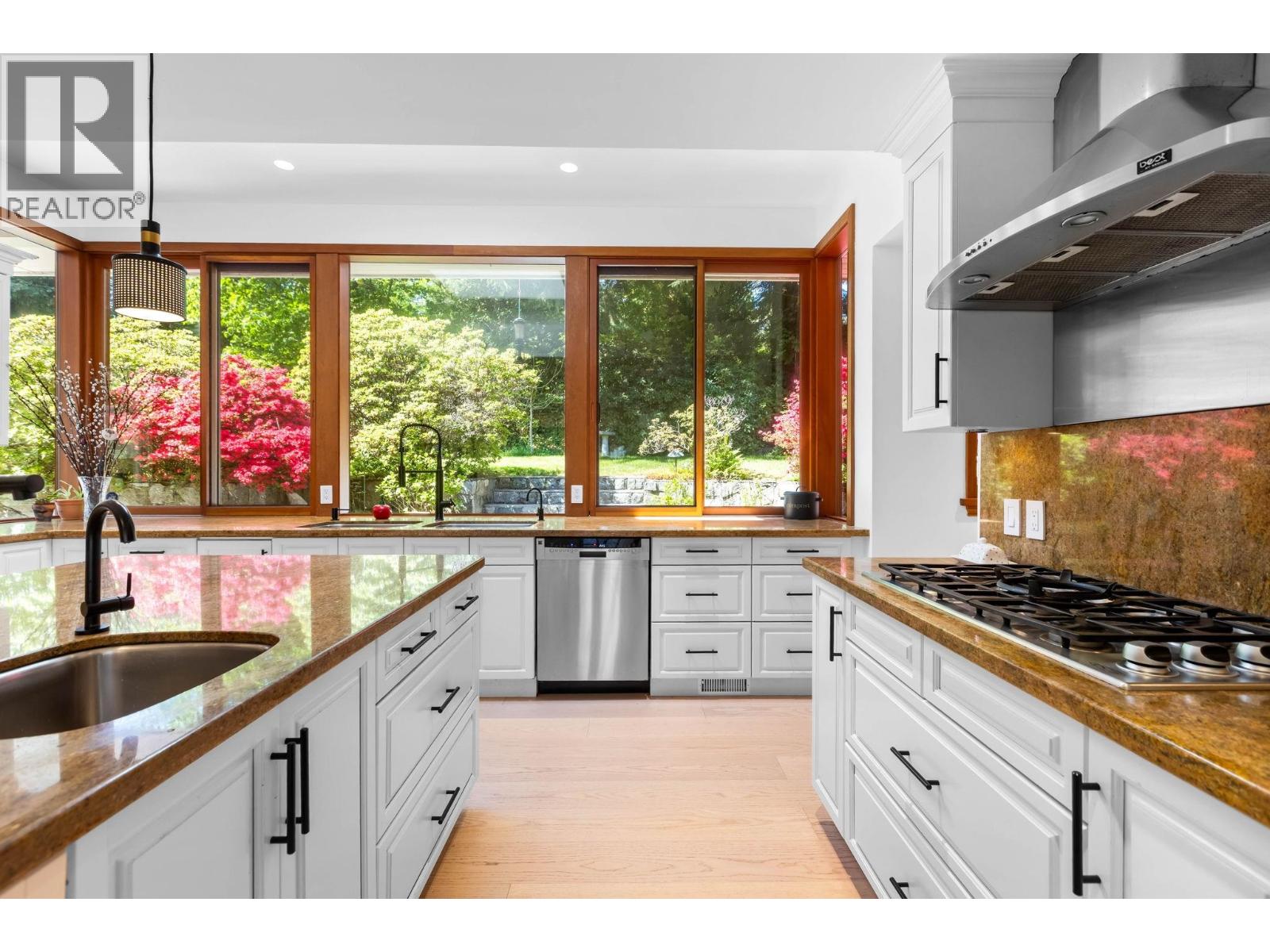 537 Eastcot Road, West Vancouver, British Columbia  V7S 1E5 - Photo 13 - R3121780