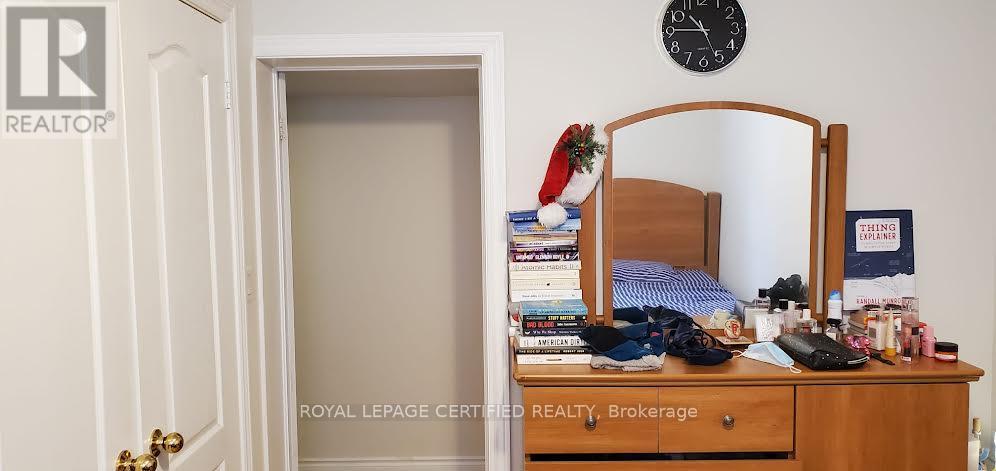 13 Theodore Drive, Mississauga, Ontario  L5M 1E5 - Photo 7 - W13087398
