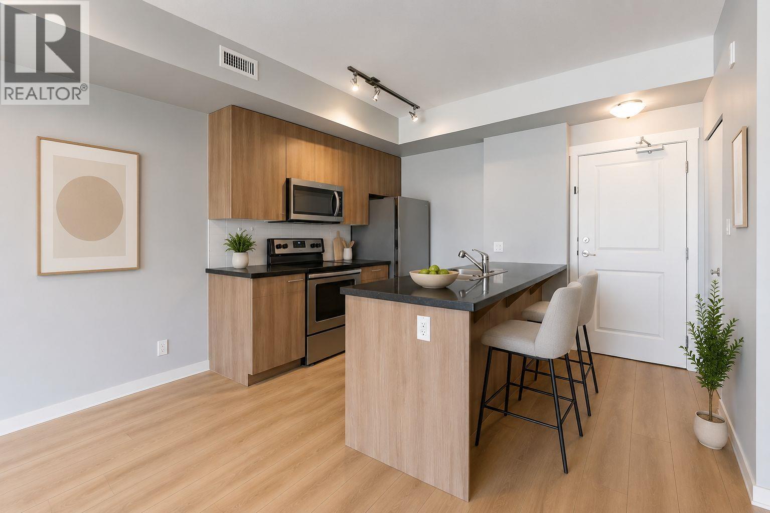 563 4099 Stolberg Street, Richmond, British Columbia  V6X 0J4 - Photo 2 - R3119497