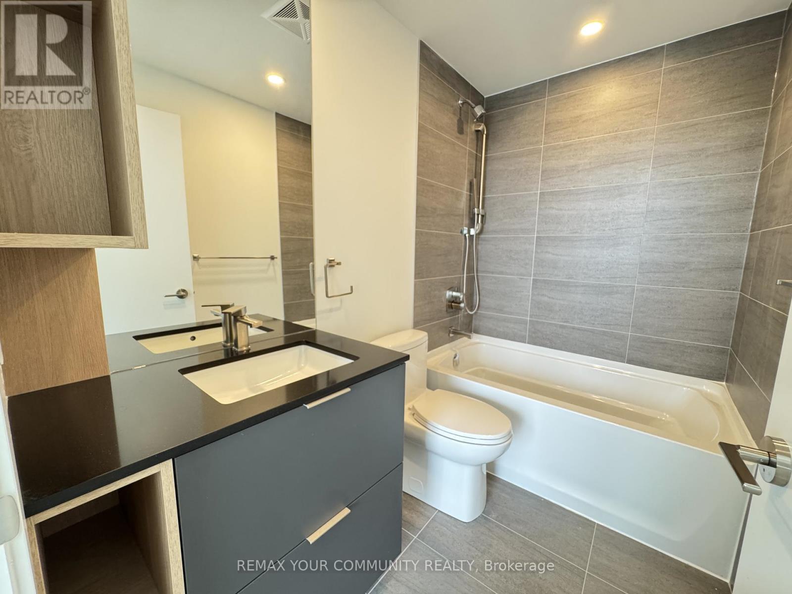 2611 - 1 Fairview Road, Mississauga, Ontario  M5A 0B4 - Photo 8 - W13105142