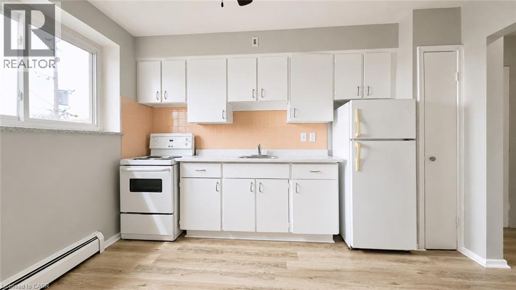 12 Westmount Road W Unit# 9, Kitchener, Ontario  N2M 1R5 - Photo 4 - 40829212