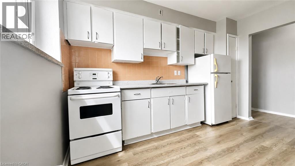 12 Westmount Road W Unit# 9, Kitchener, Ontario  N2M 1R5 - Photo 3 - 40829212