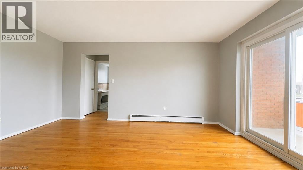 12 Westmount Road W Unit# 9, Kitchener, Ontario  N2M 1R5 - Photo 5 - 40829212