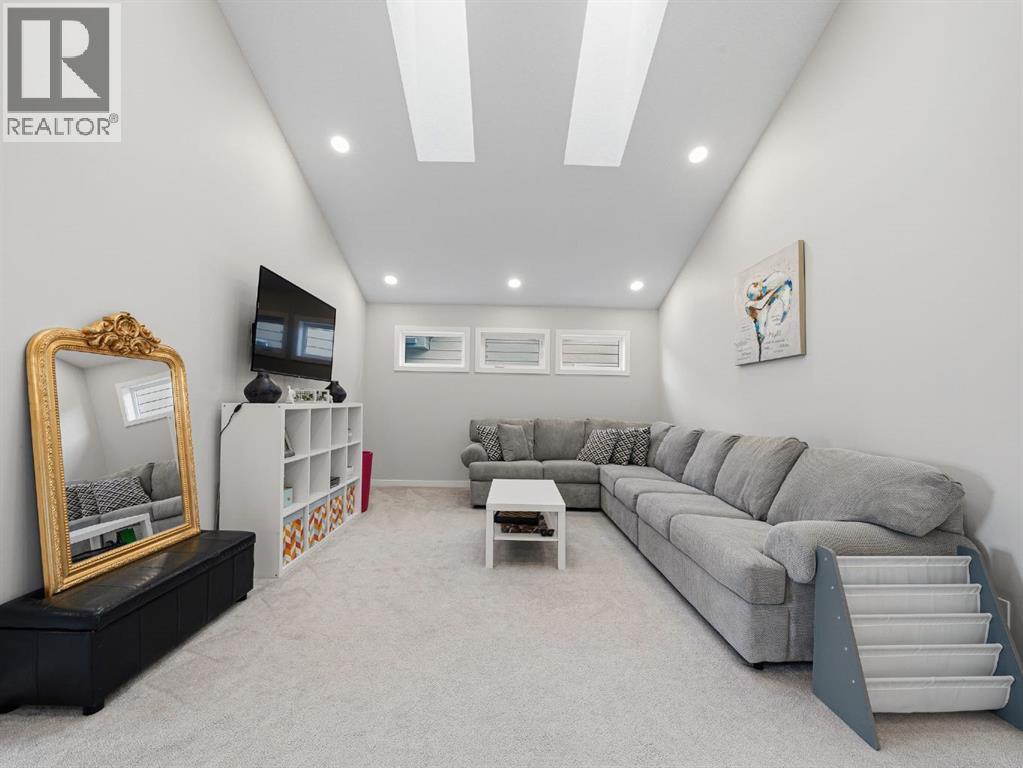 44 Masters Terrace Se, Calgary, Alberta  T3M 2T1 - Photo 13 - A2291298