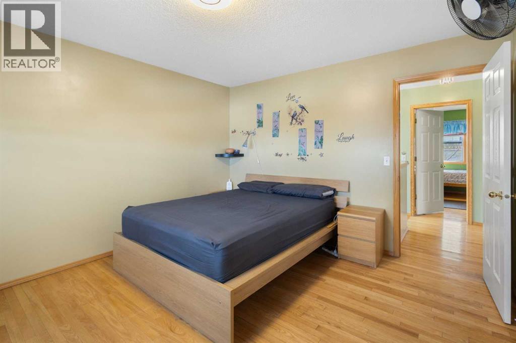 179 Erin Park Drive Se, Calgary, Alberta  T3B 3L5 - Photo 17 - A2309486