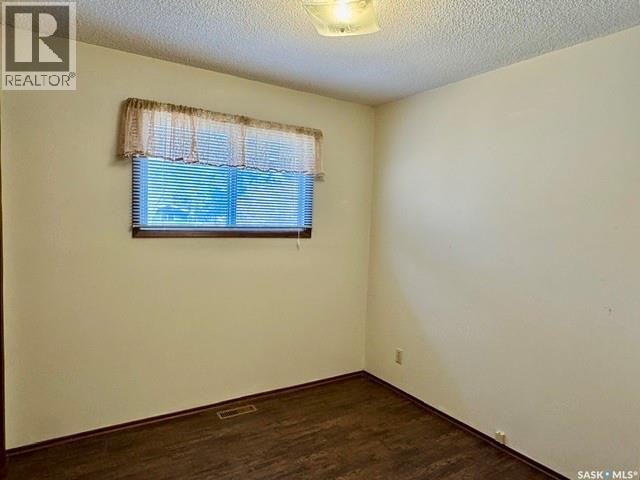 208 2nd Street Ne, Watson, Saskatchewan  S0K 4V0 - Photo 12 - SK035739