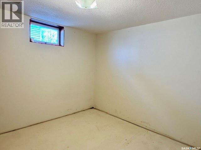 208 2nd Street Ne, Watson, Saskatchewan  S0K 4V0 - Photo 16 - SK035739
