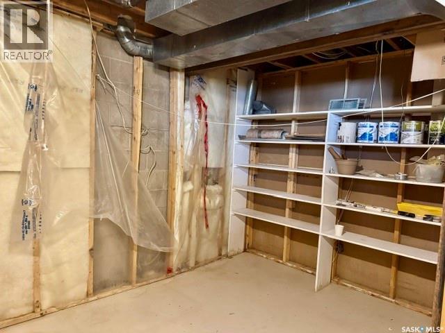 208 2nd Street Ne, Watson, Saskatchewan  S0K 4V0 - Photo 20 - SK035739