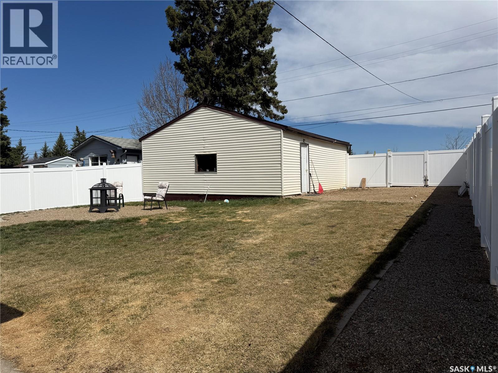 278 8th Avenue E, Melville, Saskatchewan  S0A 2P0 - Photo 32 - SK035648