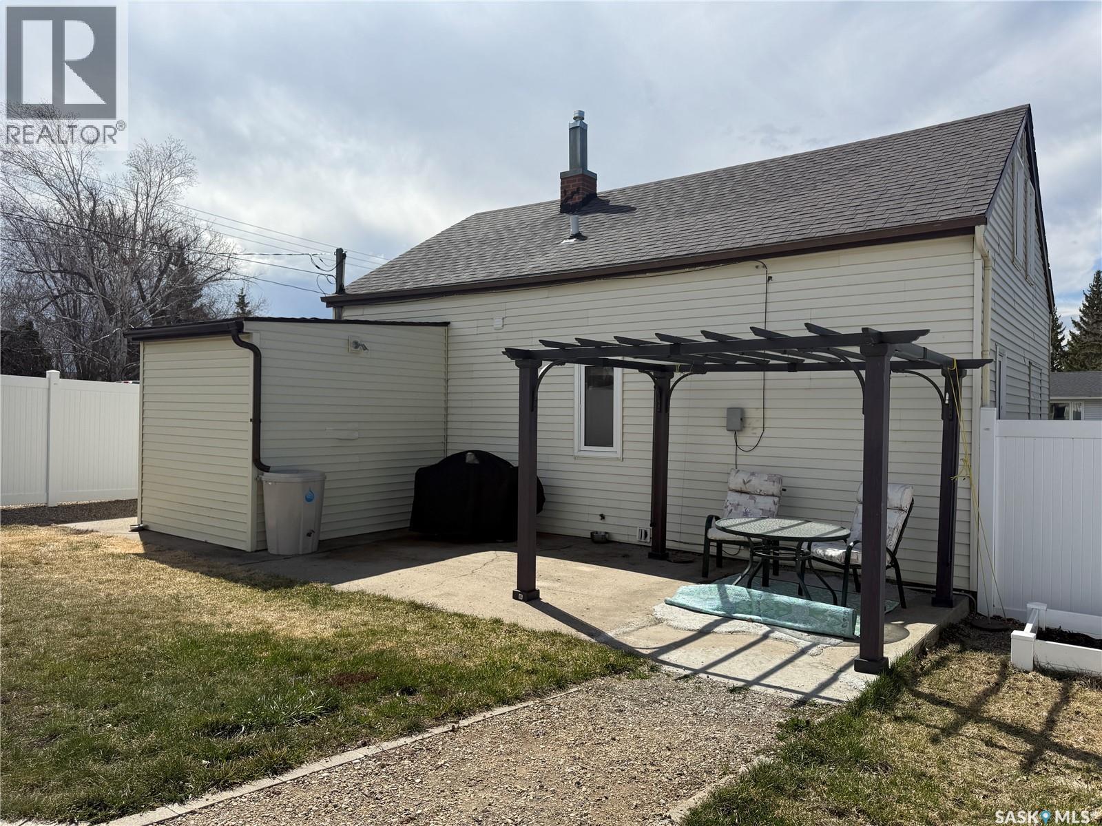 278 8th Avenue E, Melville, Saskatchewan  S0A 2P0 - Photo 37 - SK035648
