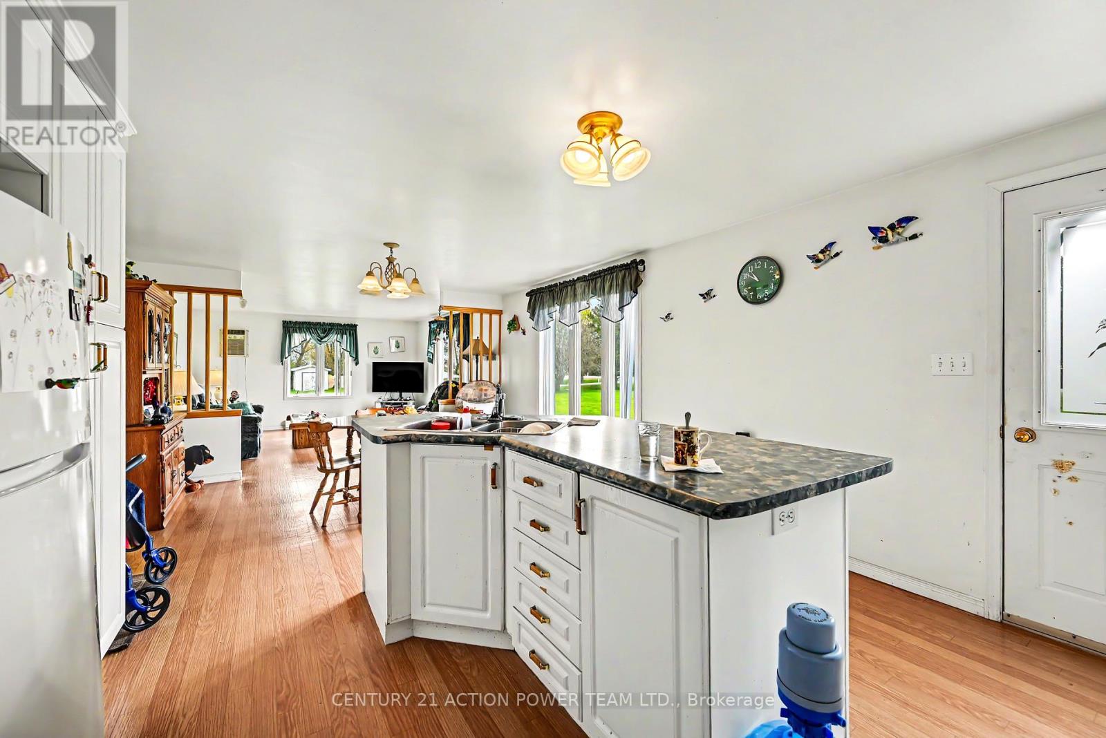 15981 County Rd 6 Road, North Stormont, Ontario  K0C 1W0 - Photo 11 - X13118928