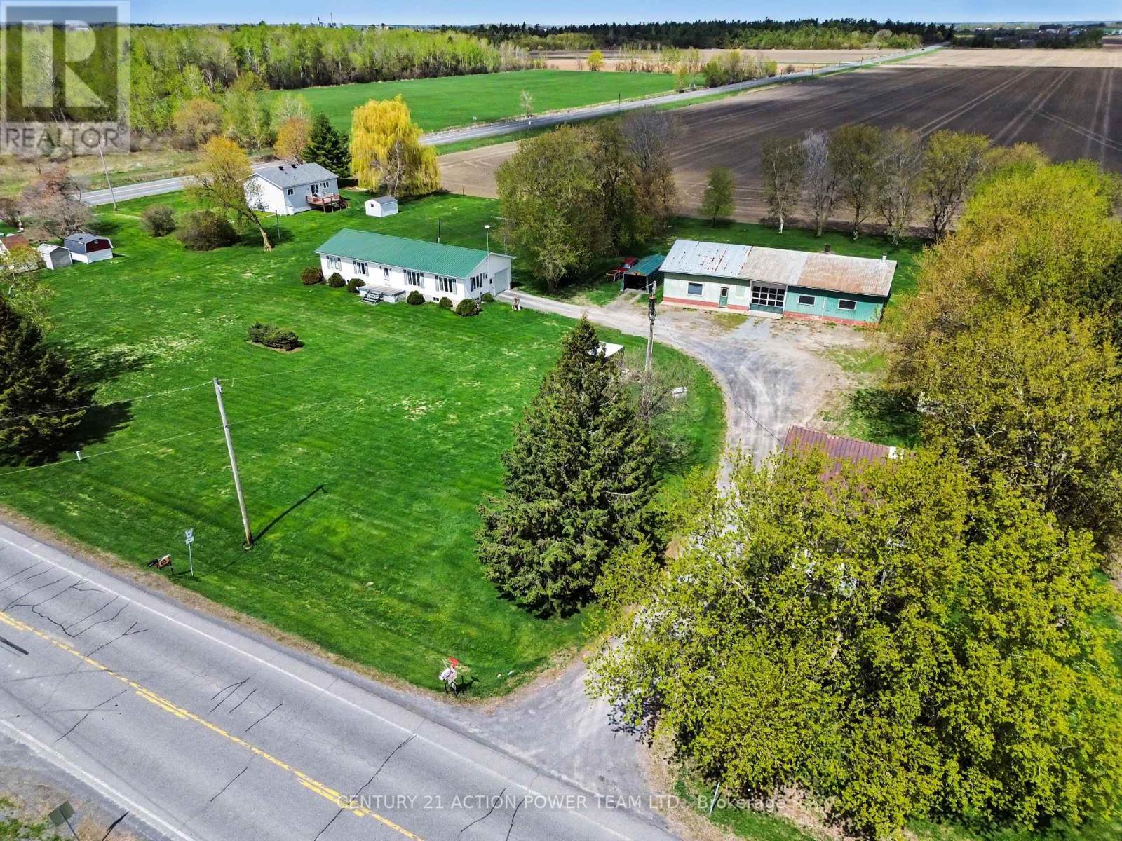 15981 County Rd 6 Road, North Stormont, Ontario  K0C 1W0 - Photo 3 - X13118928