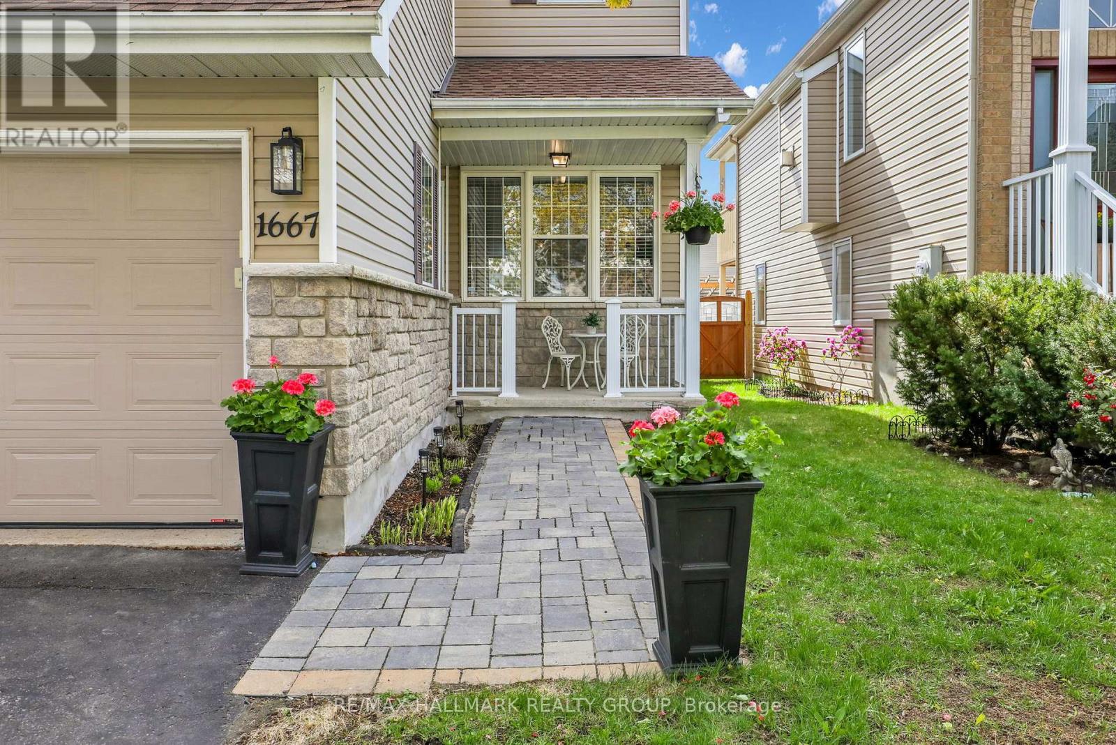 1667 Frenette Street, Ottawa, Ontario  K4A 4L4 - Photo 2 - X13118966