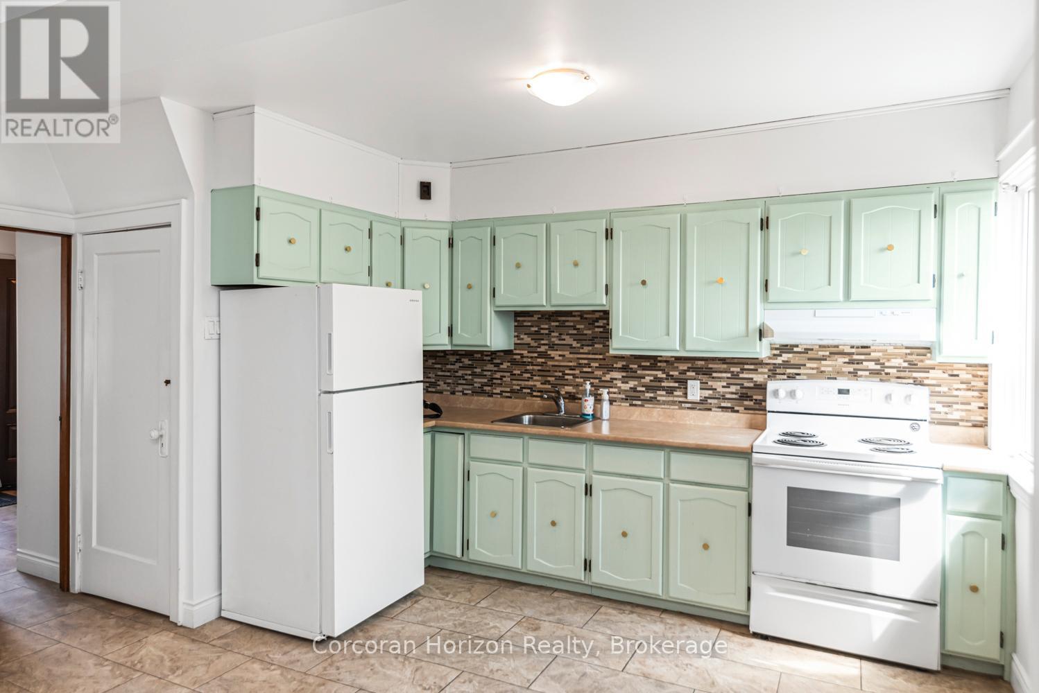 114 Weir Street N, Hamilton, Ontario  L8H 5E8 - Photo 10 - X13118808