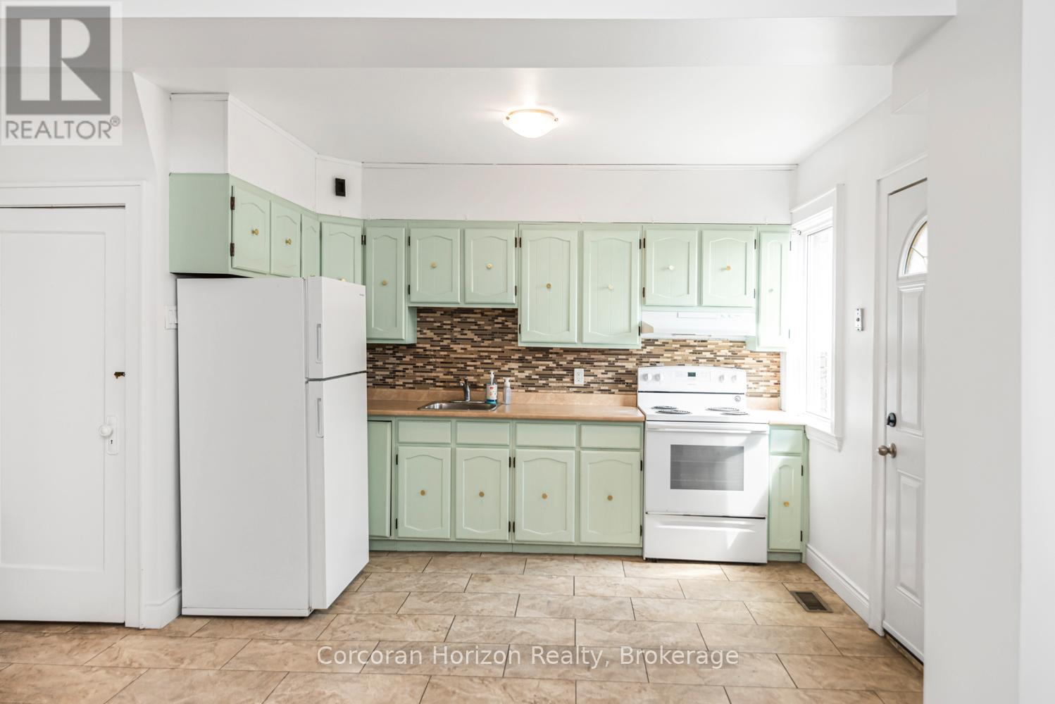 114 Weir Street N, Hamilton, Ontario  L8H 5E8 - Photo 11 - X13118808