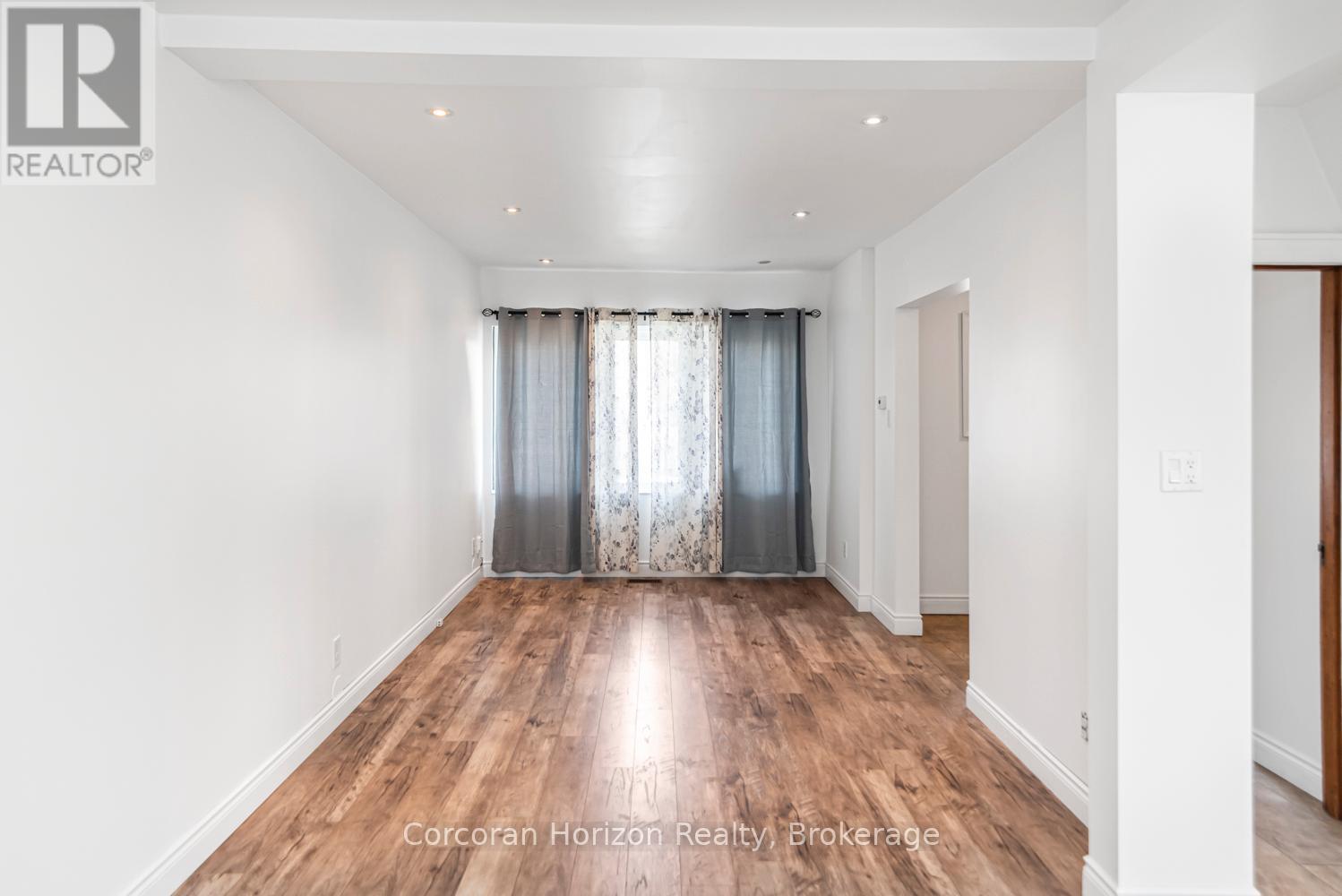 114 Weir Street N, Hamilton, Ontario  L8H 5E8 - Photo 5 - X13118808