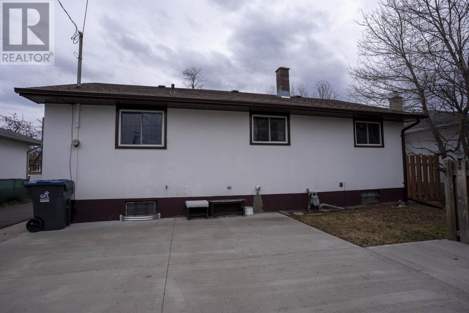 219 Moodie Street West, Thunder Bay, Ontario  P7E 5A5 - Photo 30 - TB2601005