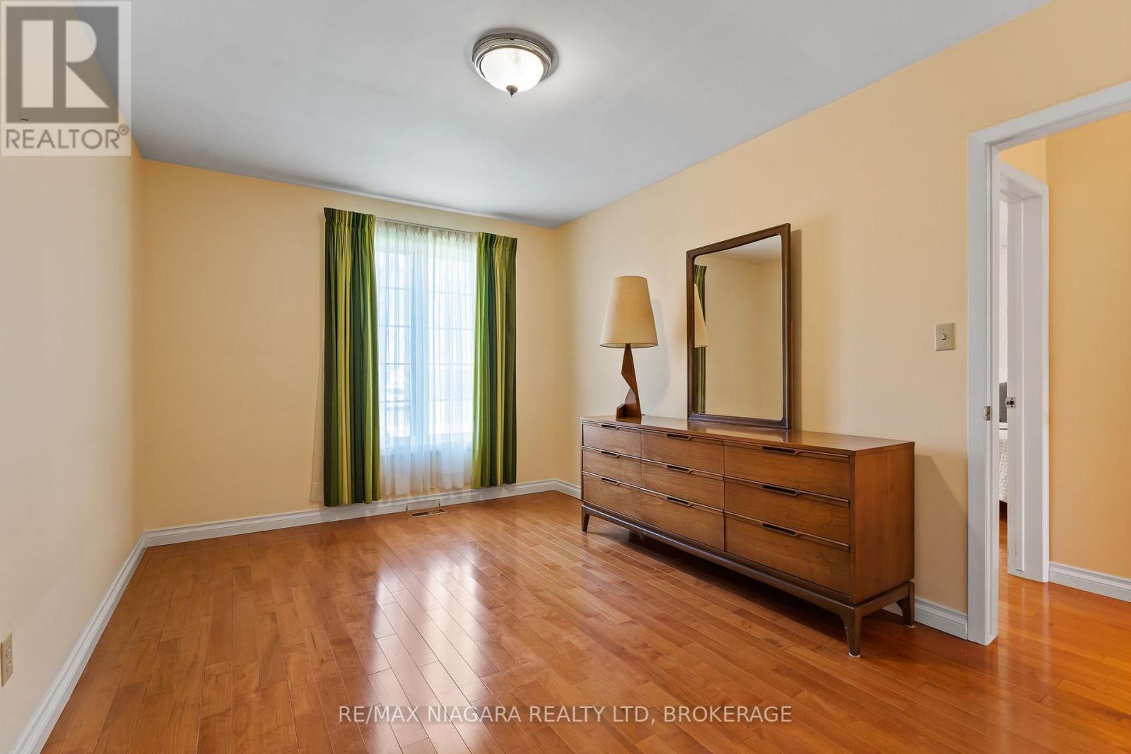 10 King's Grant Road, St. Catharines (Lakeshore), Ontario  L2N 2R8 - Photo 15 - X13118828