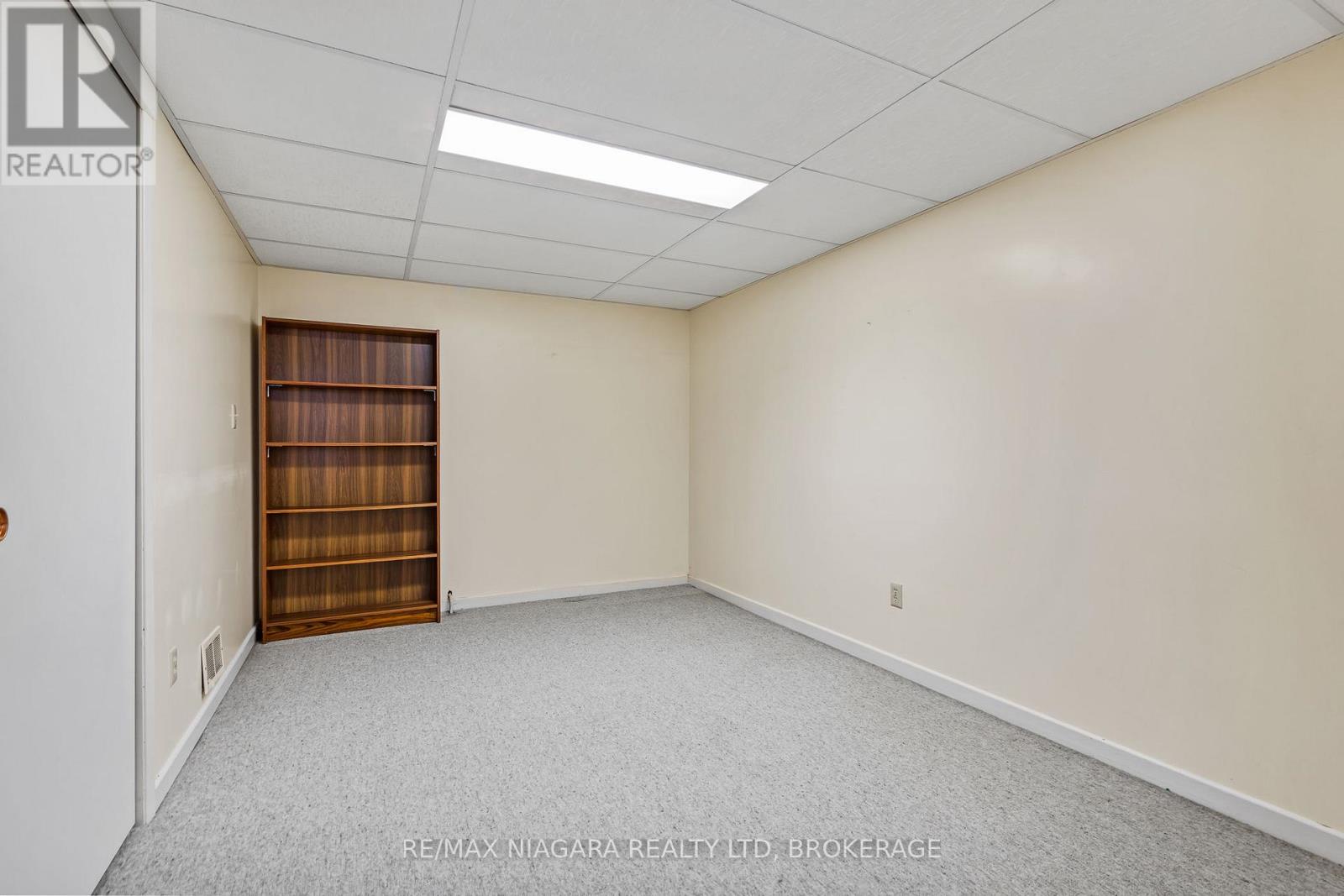 10 King's Grant Road, St. Catharines (Lakeshore), Ontario  L2N 2R8 - Photo 24 - X13118828