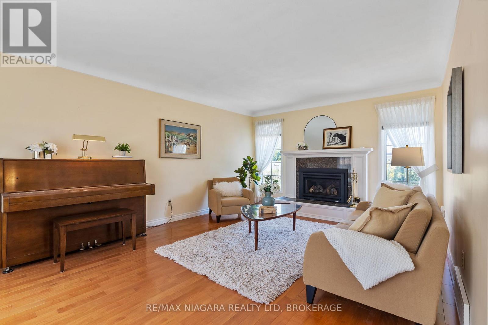 10 King's Grant Road, St. Catharines (Lakeshore), Ontario  L2N 2R8 - Photo 4 - X13118828