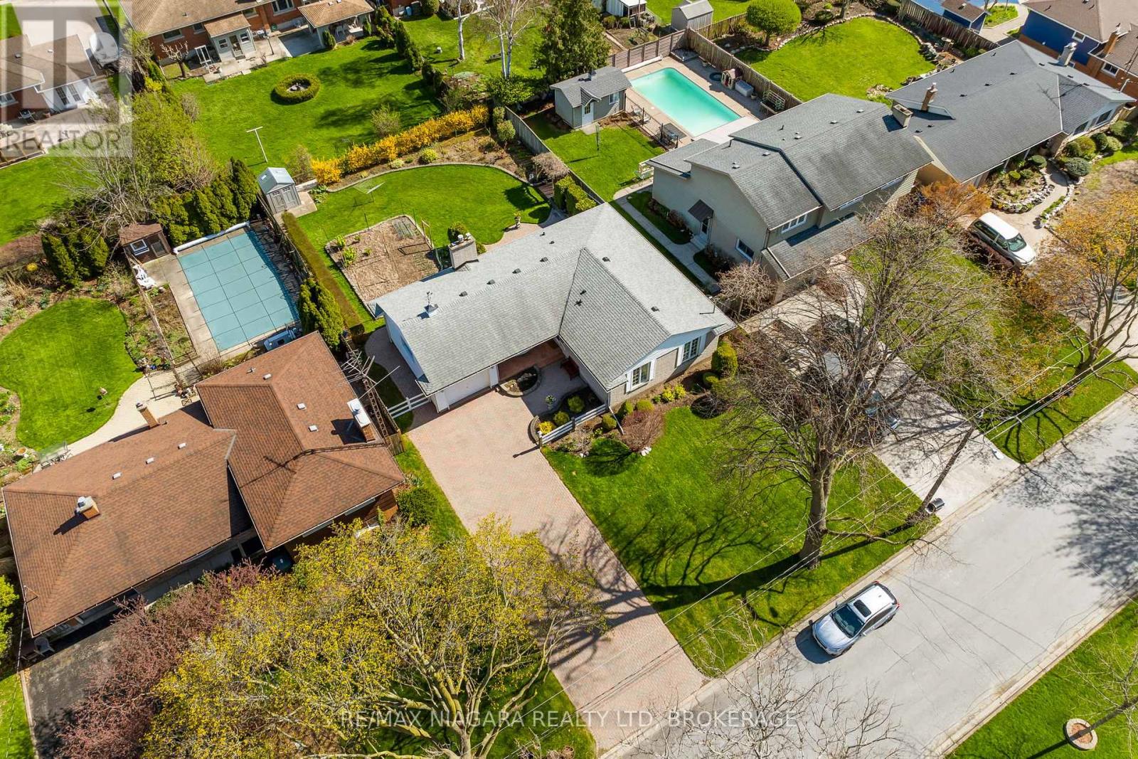 10 King's Grant Road, St. Catharines (Lakeshore), Ontario  L2N 2R8 - Photo 43 - X13118828