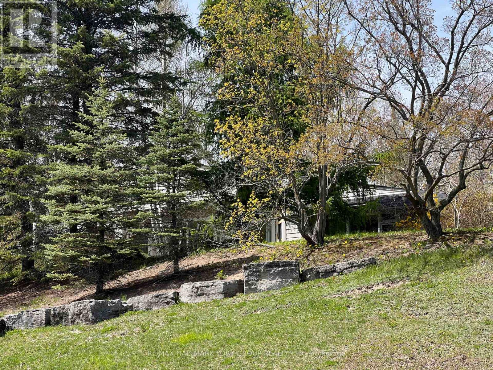 128 BRULE TRAIL, King, Ontario