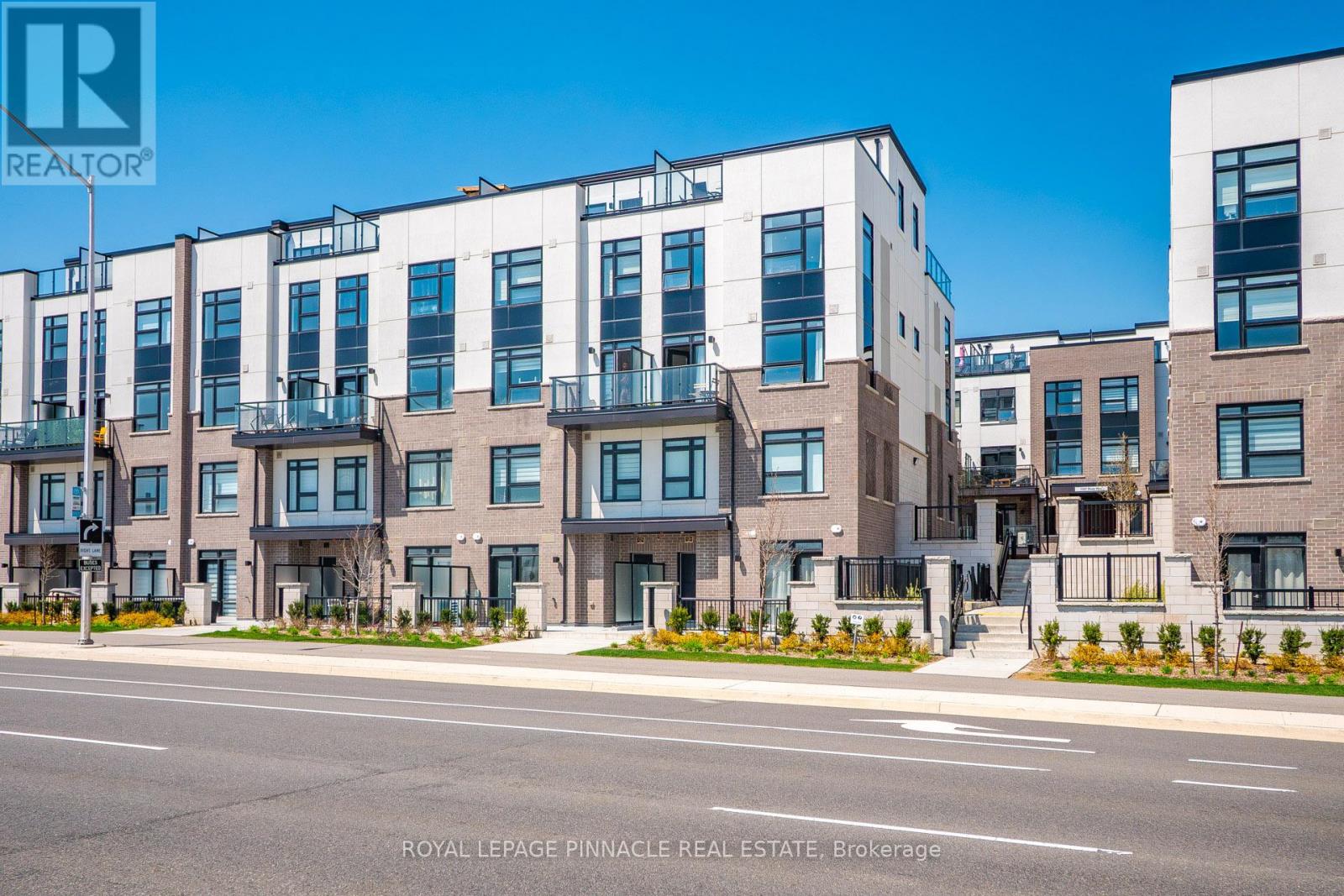 103 - 1585 Rose Way, Milton, Ontario  L9T 7E7 - Photo 4 - W13041028
