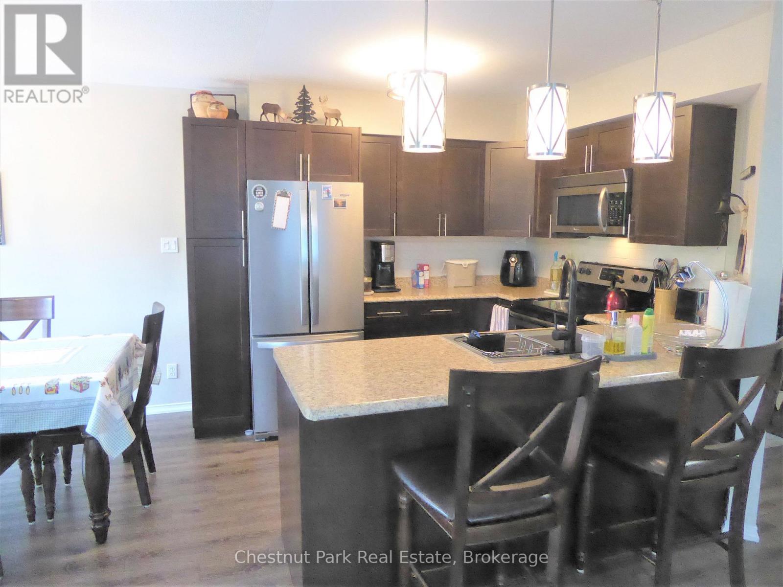 17 Valleymede Court, Collingwood, Ontario L9Y 3Y9 - Photo 9 - S13118724