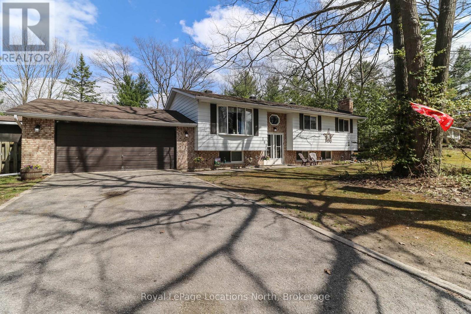 265 39th Street S, Wasaga Beach, Ontario L9Z 1S3 - Photo 1 - S13118970