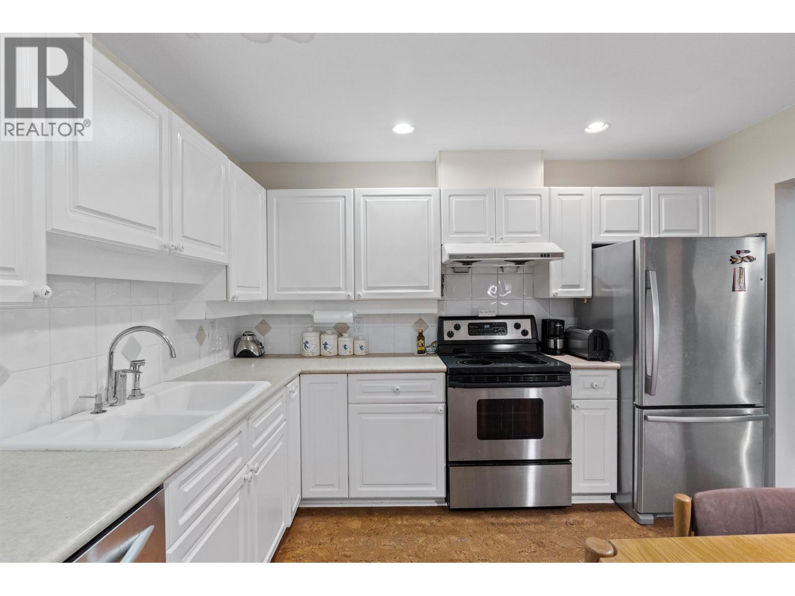 206 1283 Parkgate Avenue, North Vancouver, British Columbia  V7H 3A3 - Photo 12 - R3122791