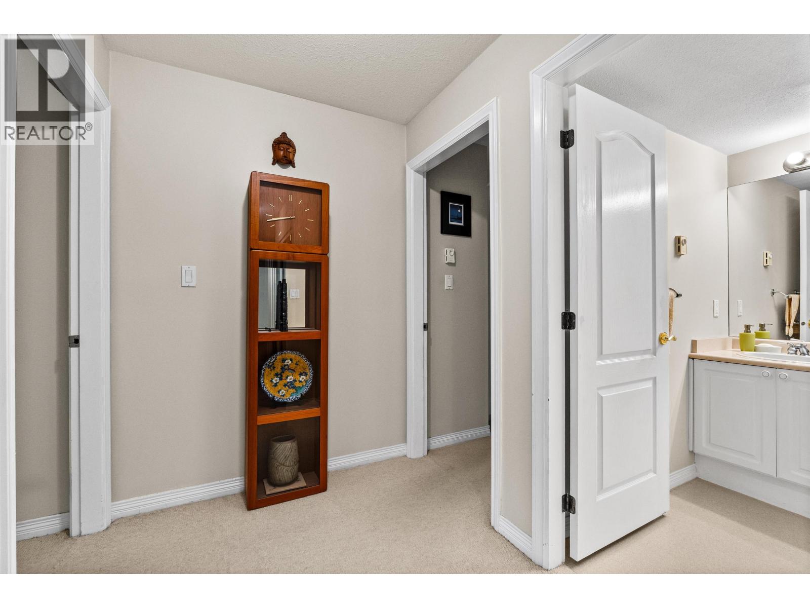206 1283 Parkgate Avenue, North Vancouver, British Columbia  V7H 3A3 - Photo 17 - R3122791