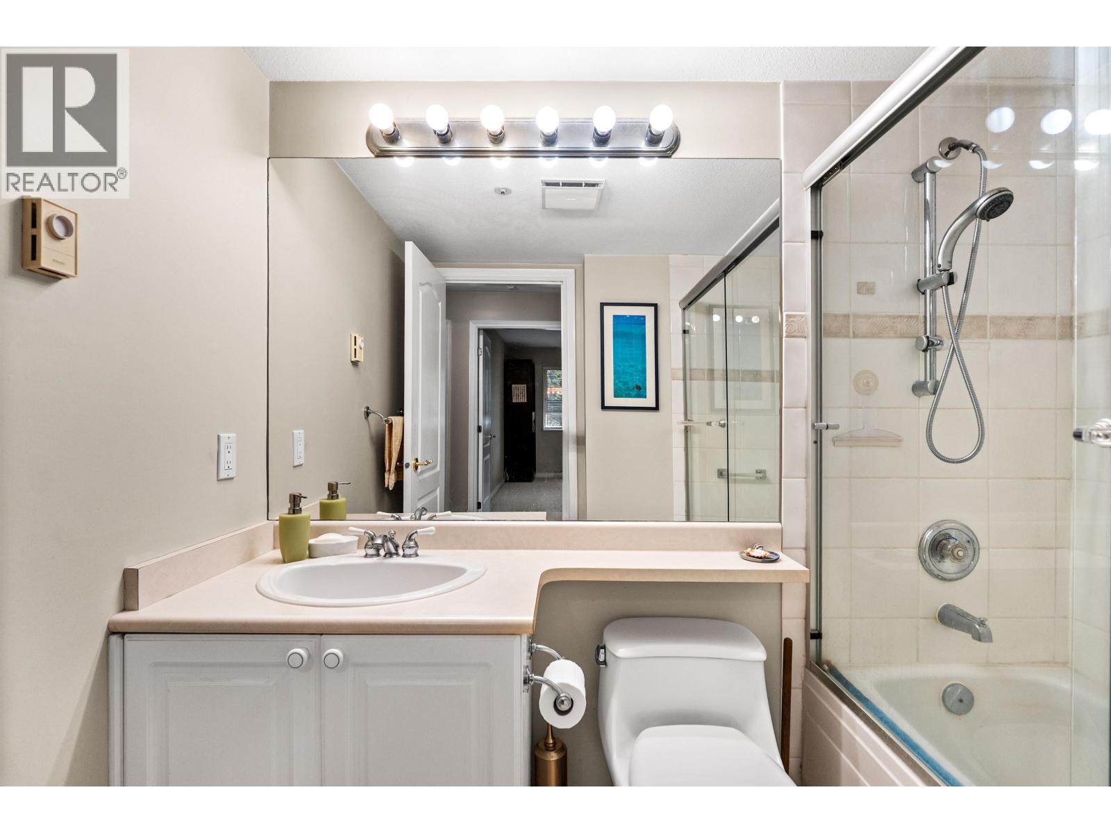 206 1283 Parkgate Avenue, North Vancouver, British Columbia  V7H 3A3 - Photo 31 - R3122791