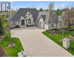 33 CASSIN COURT, puslinch, Ontario