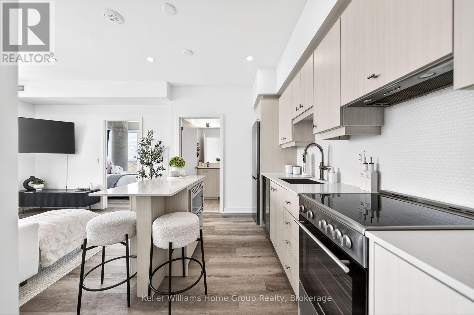 2402 - 15 Wellington Street S, Kitchener, Ontario  N2G 0E4 - Photo 4 - X13118998