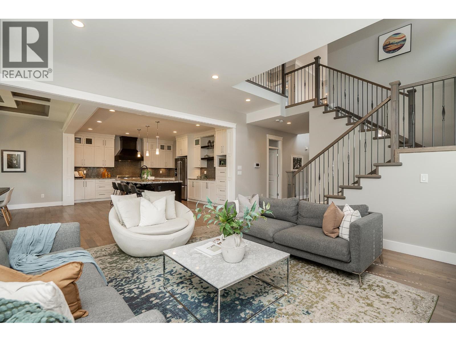 1312 Kingston Street, Coquitlam, British Columbia  V3E 0H4 - Photo 4 - R3122803