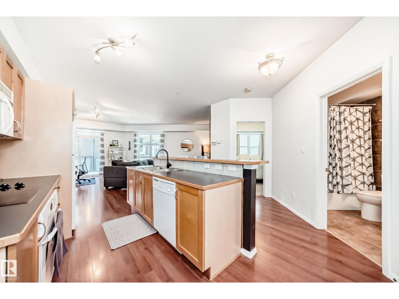 #223 10407 122 St NW, Edmonton, Alberta  T5N 4B8 - Photo 3 - E4487245
