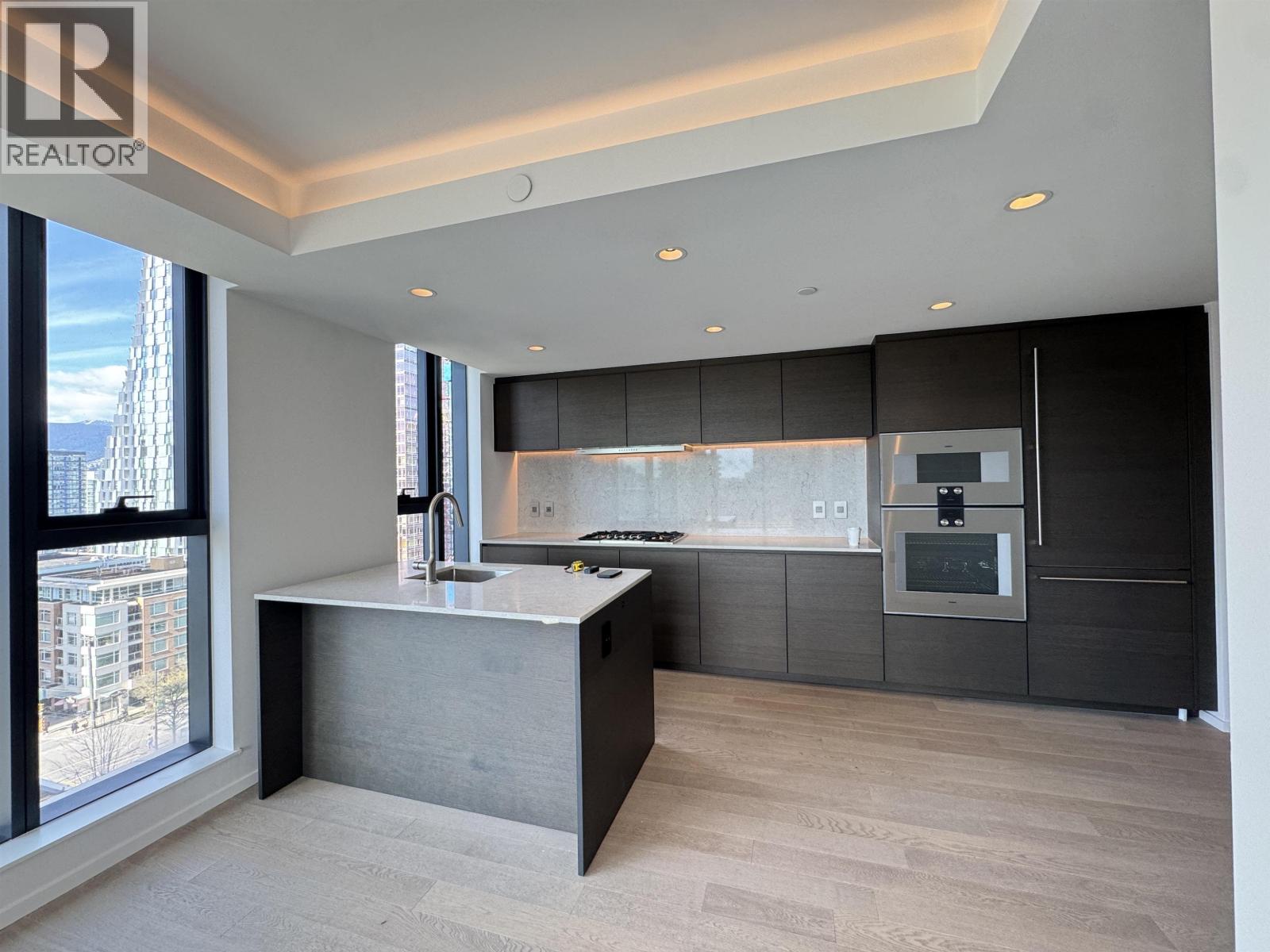 1102 1408 Robson Street, Vancouver, British Columbia  V6Z 3A9 - Photo 2 - R3122770
