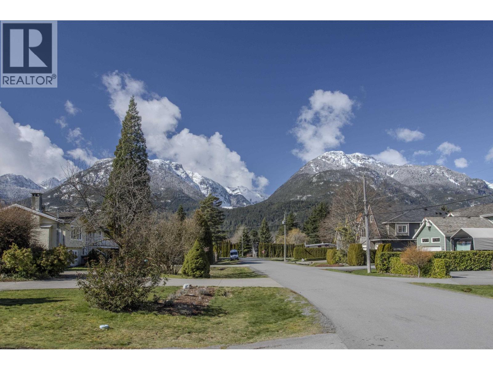 40251 Kalodon Road, Squamish, British Columbia V0N 1T0 - Photo 31 - R3122685